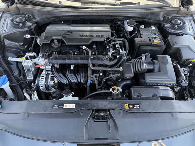 Certified 2024 Hyundai Elantra SEL FWD image 11