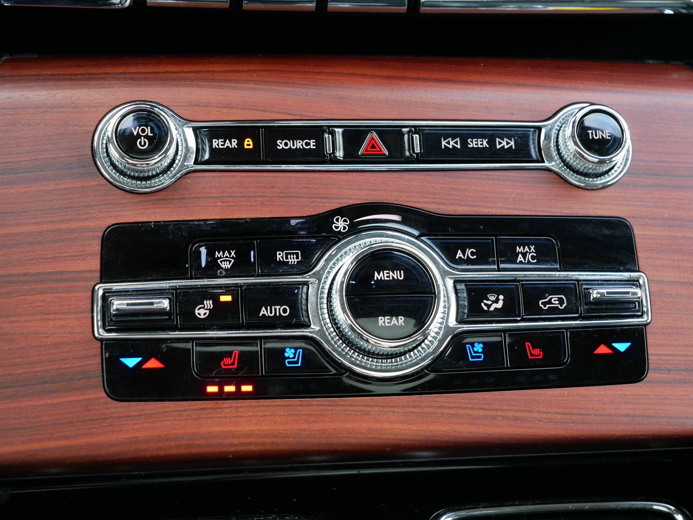 Used 2022 Lincoln Aviator Reserve w/ Elements Package Plus image 23