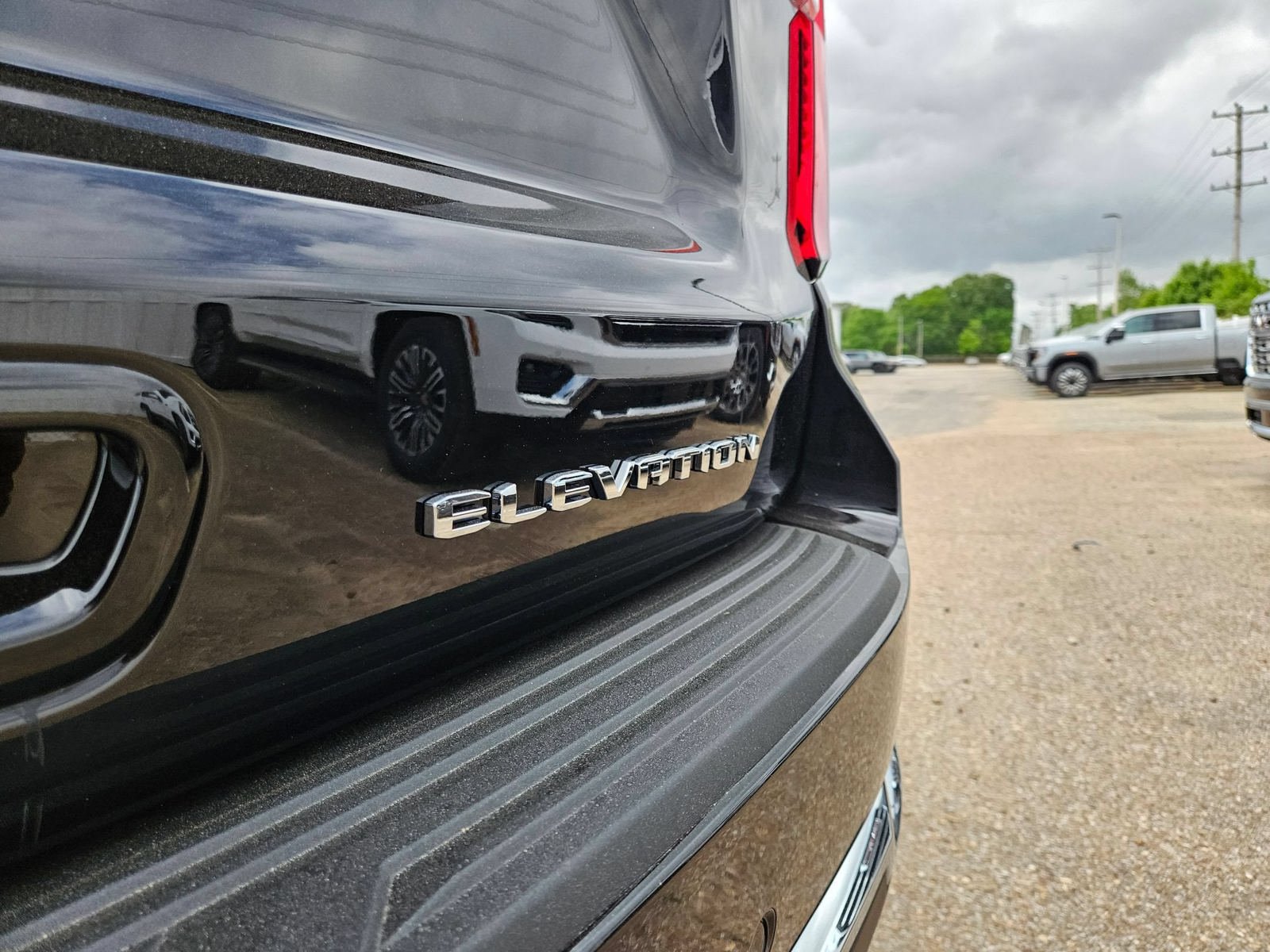 New 2026 GMC Yukon Elevation AWD/4WD image 32