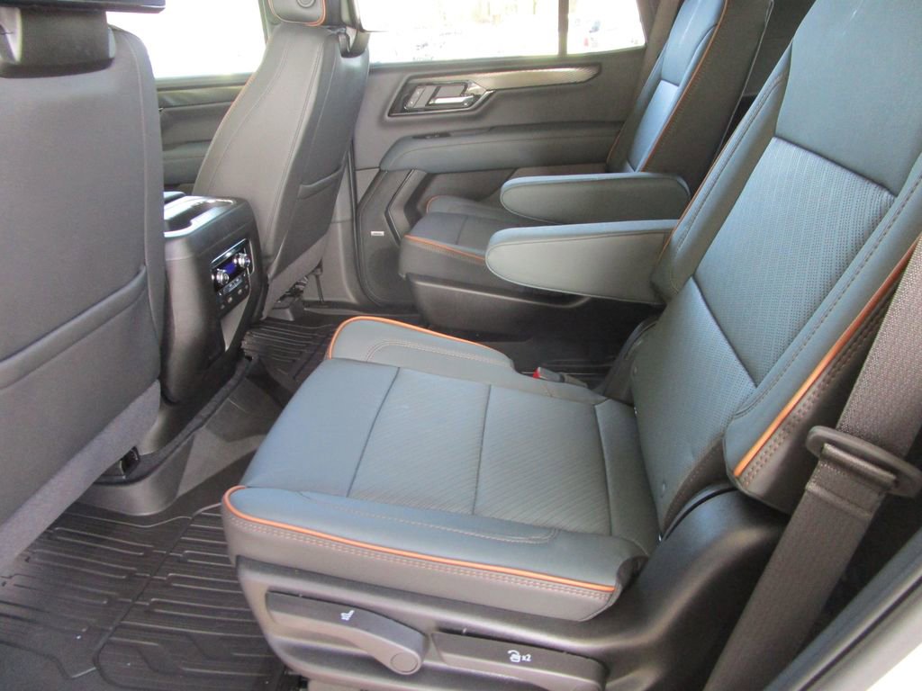 New 2026 GMC Yukon AT4 w/ AT4 Premium Plus Package image 20