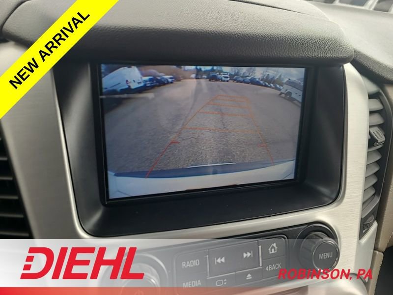 Used 2016 GMC Yukon SLT w/ Open Road Package image 13