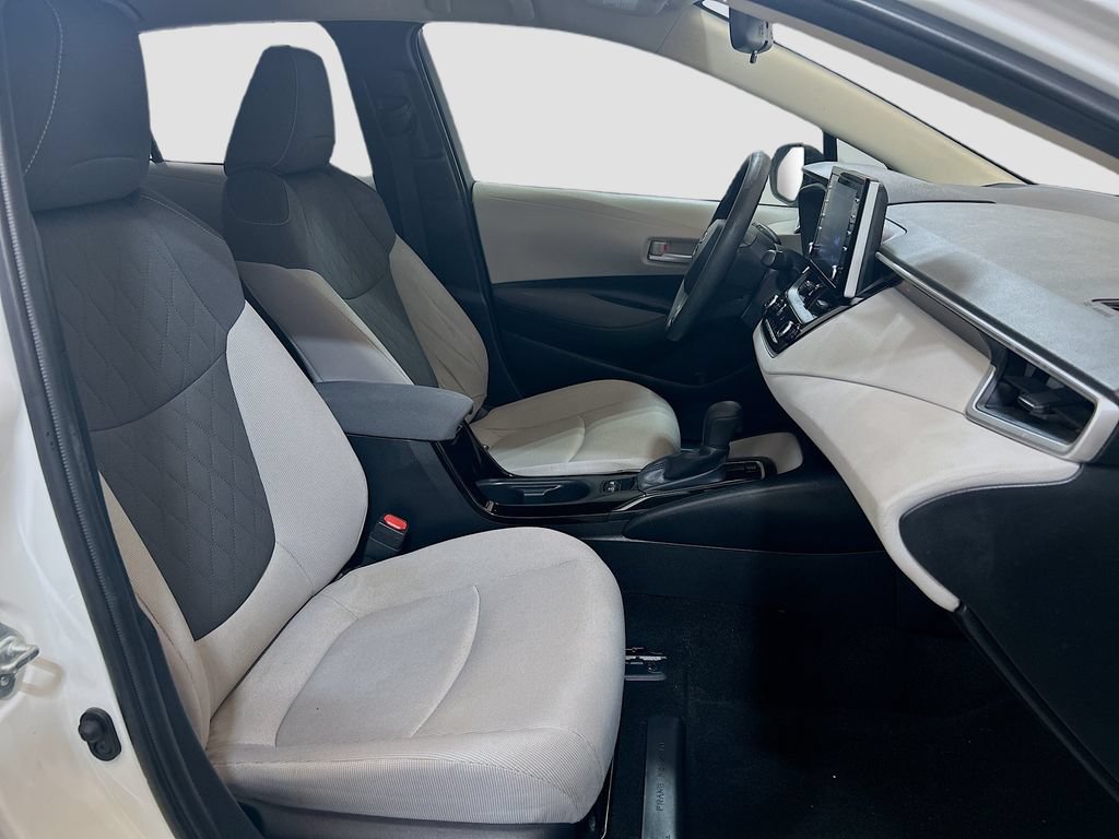 Used 2020 Toyota Corolla LE FWD image 23