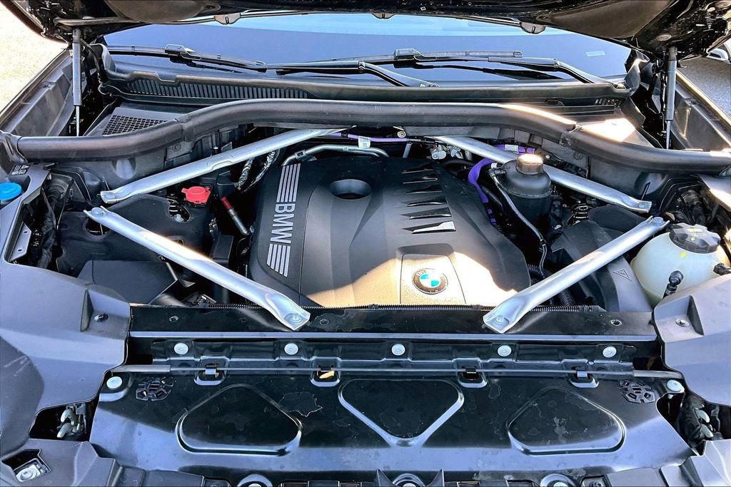 Used 2023 BMW X7 xDrive40i w/ Premium Package image 31