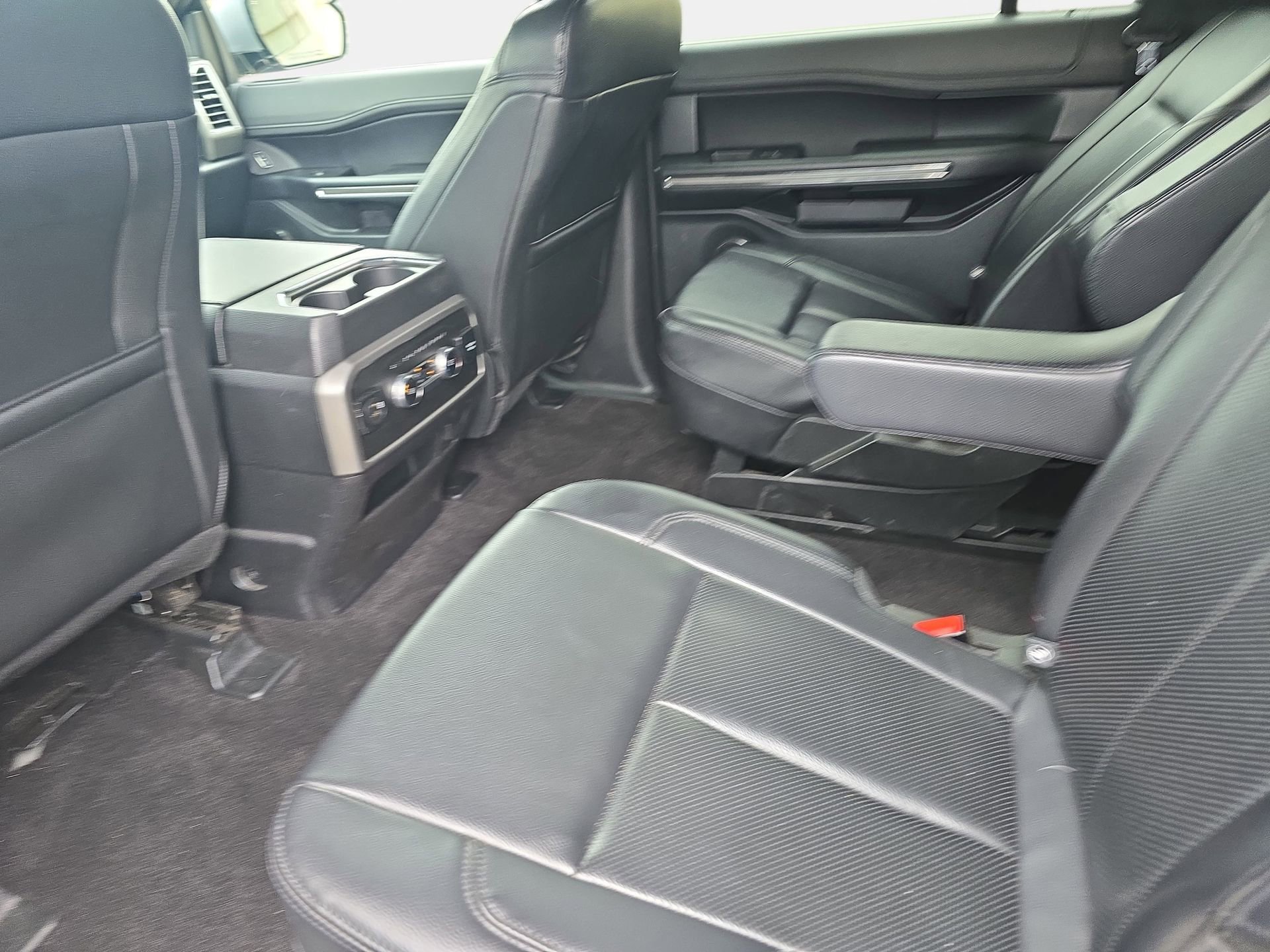 Used 2021 Ford Expedition Max XLT AWD/4WD image 14