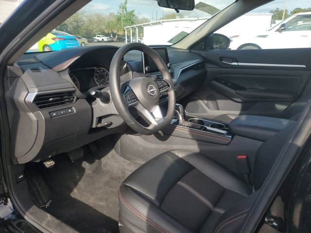 Certified 2025 Nissan Altima 2.5 SR FWD image 12