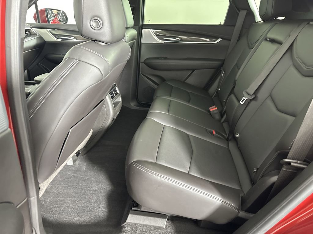Certified 2023 Cadillac XT5 Sportv AWD/4WD image 28