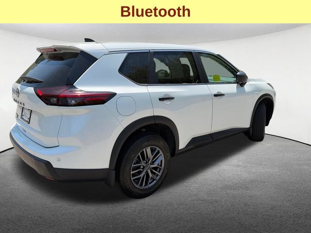 Used 2024 Nissan Rogue S AWD/4WD image 9