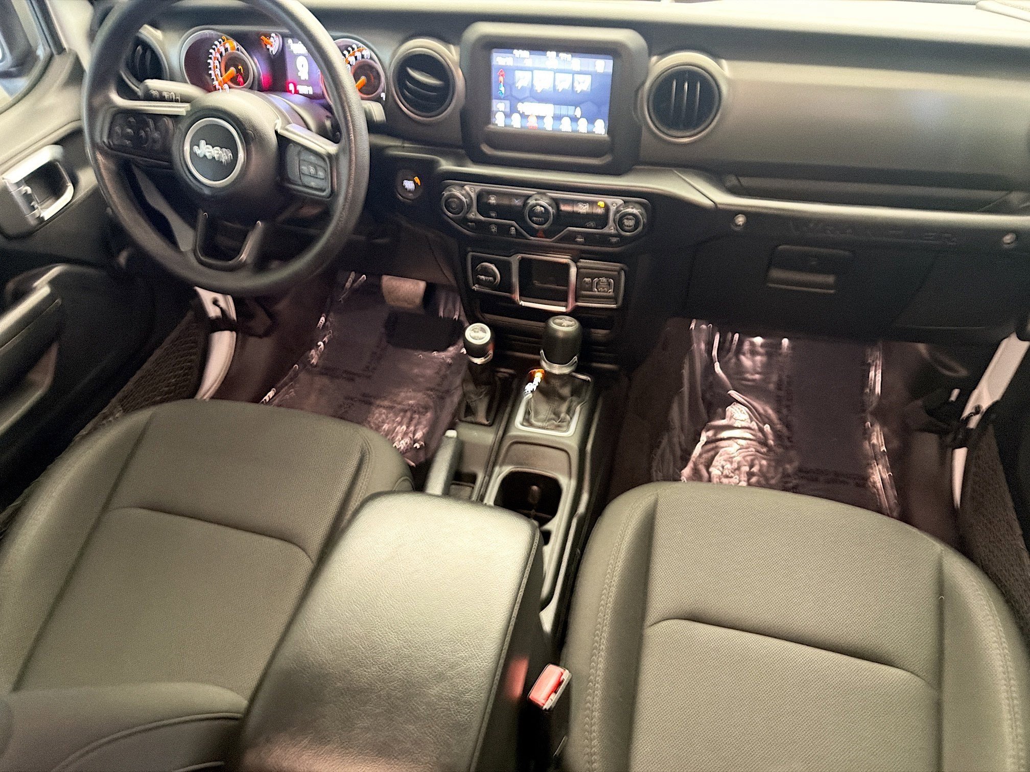 Used 2023 Jeep Wrangler Sport image 12