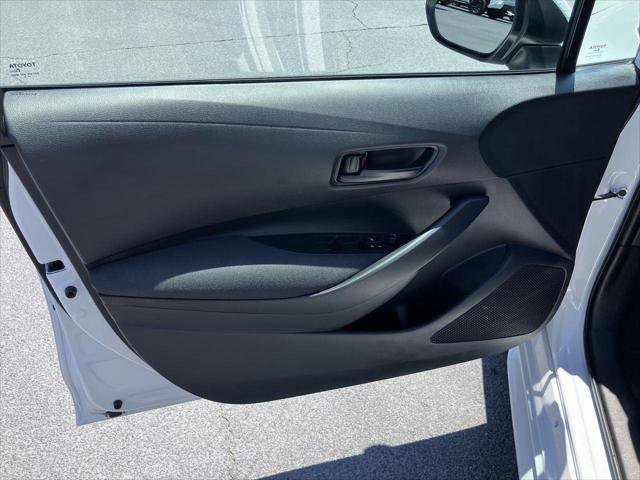 Certified 2025 Toyota Corolla LE FWD image 13