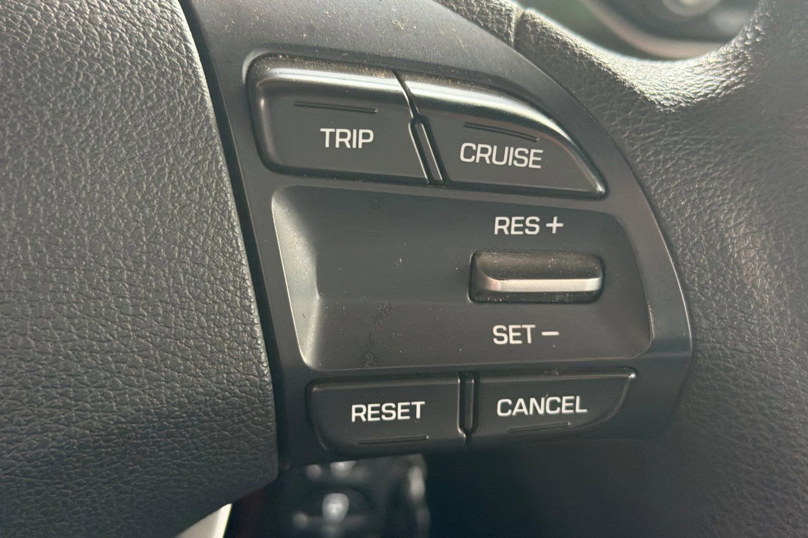 Used 2019 Hyundai Elantra SE w/ Cargo Package FWD image 31