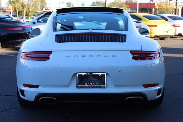 Used 2017 Porsche 911 Carrera RWD image 14