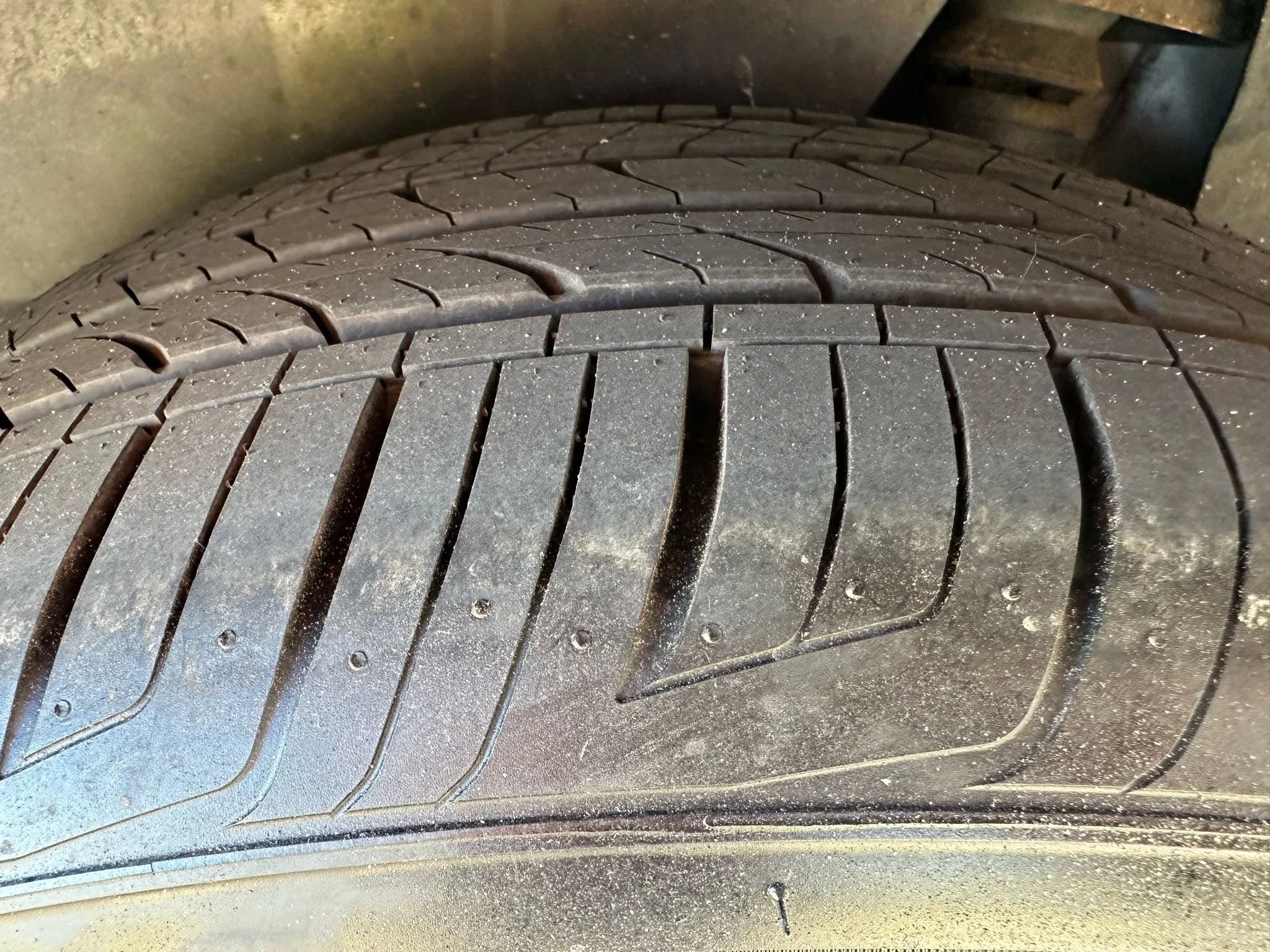 Used 2011 Cadillac CTS Luxury image 17