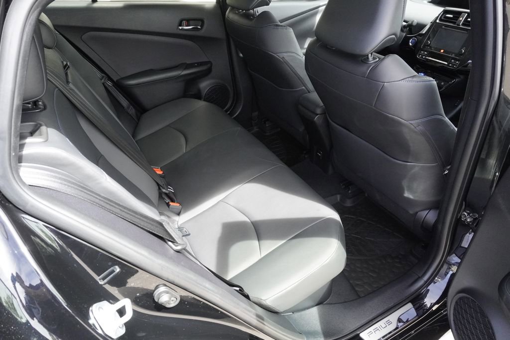 Used 2017 Toyota Prius Four Touring w/ Premium Convenience Package image 26