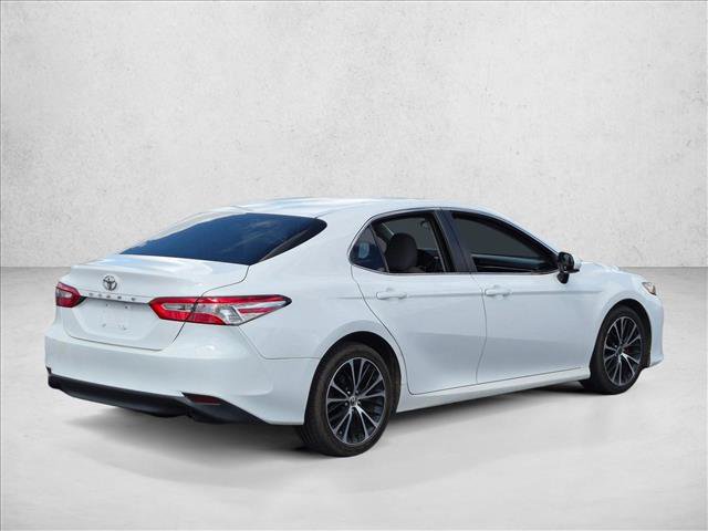 Used 2018 Toyota Camry FWD image 5