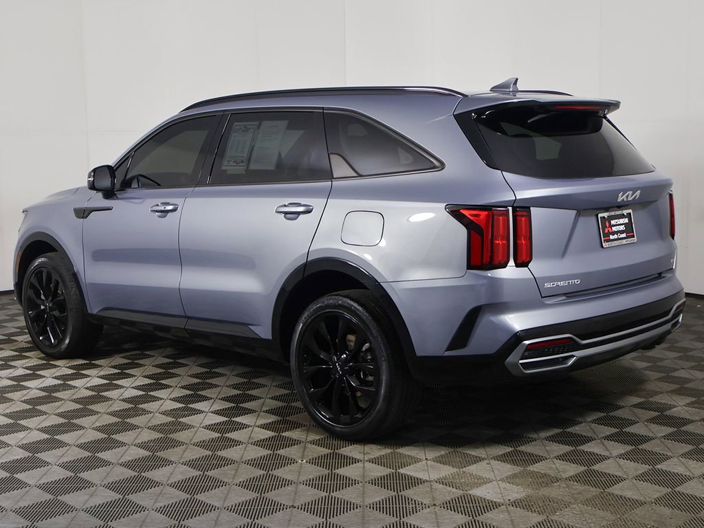 Used 2023 Kia Sorento SX AWD/4WD image 11