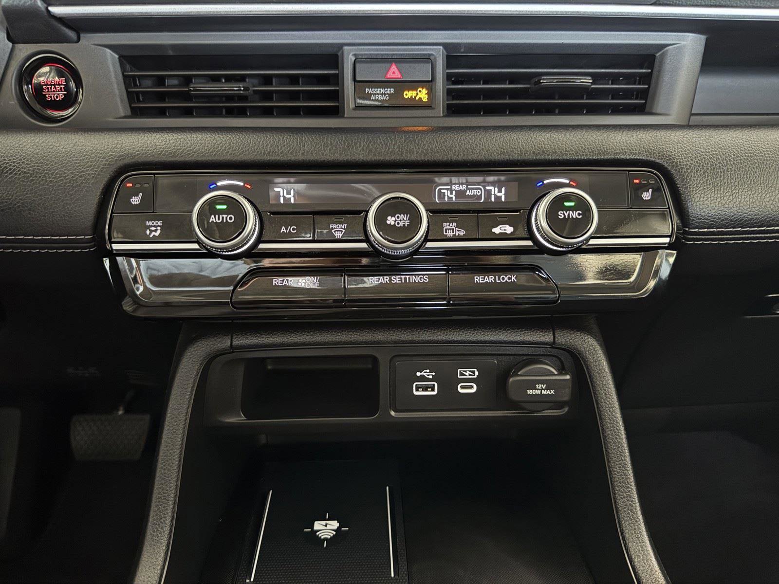 Used 2025 Honda Pilot Touring image 16