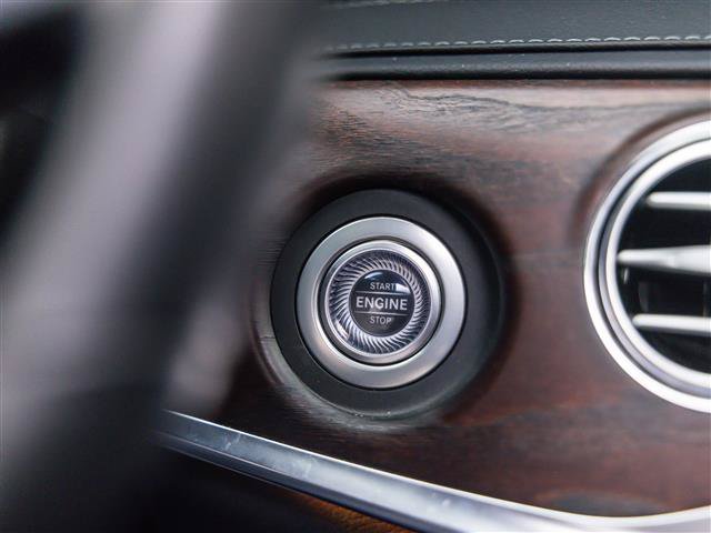 Used 2019 Mercedes-Benz S 450 Sedan image 23