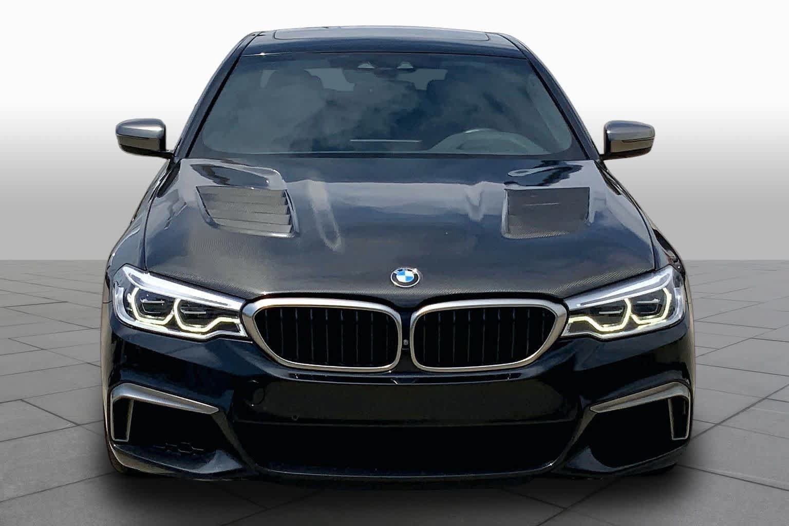 Used 2020 BMW M550i xDrive w/ Dynamic Handling Package AWD/4WD image 4