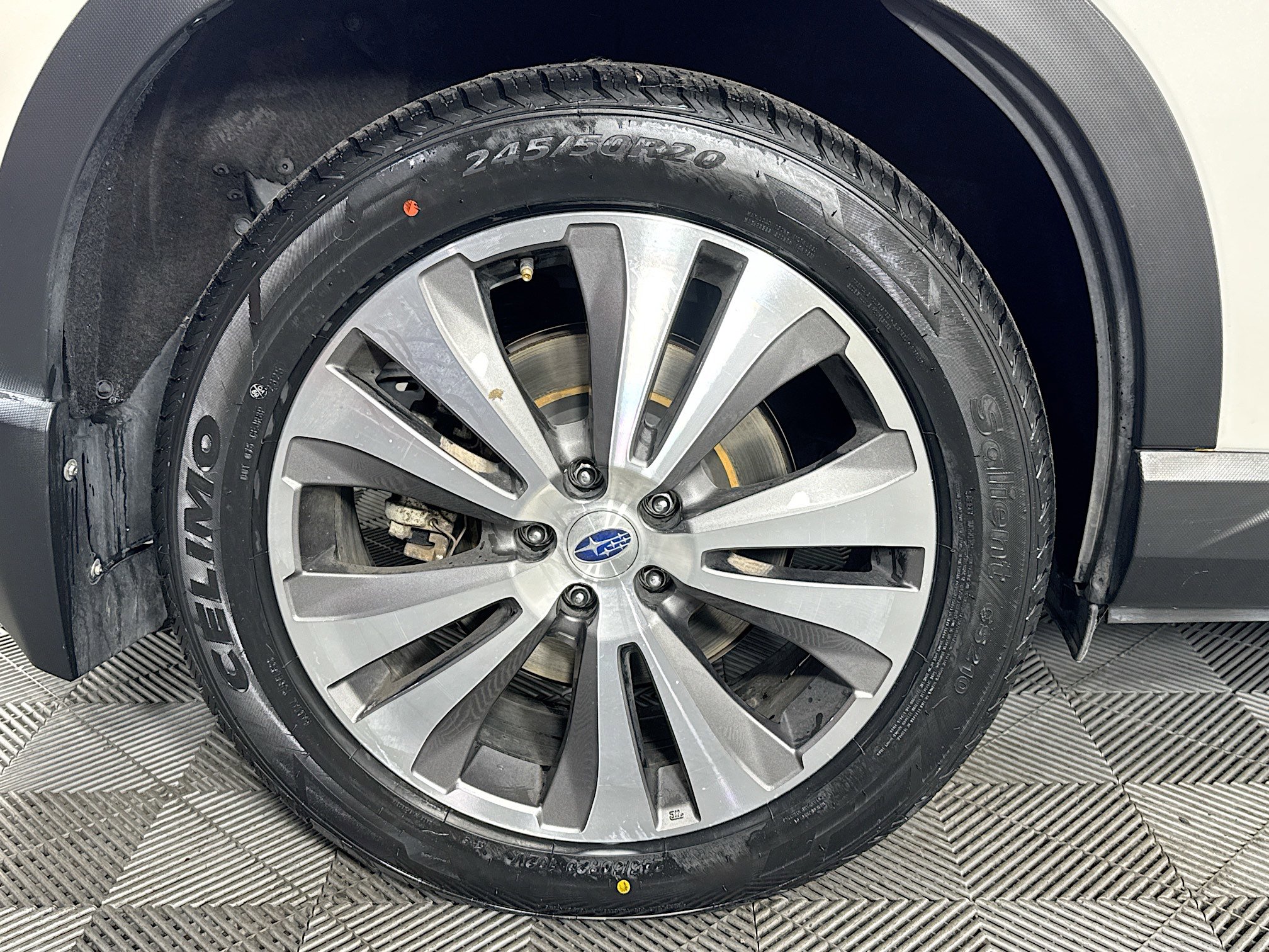 Used 2021 Subaru Ascent Limited w/ Technology Package image 32