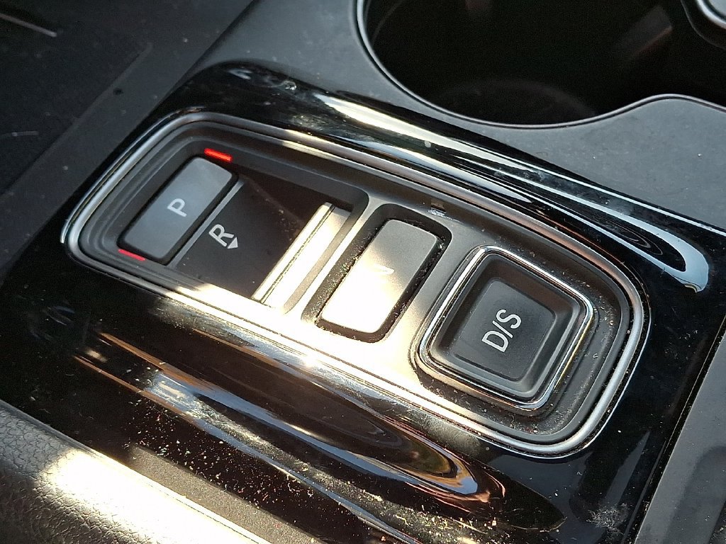 Used 2025 Honda Pilot TrailSport image 18