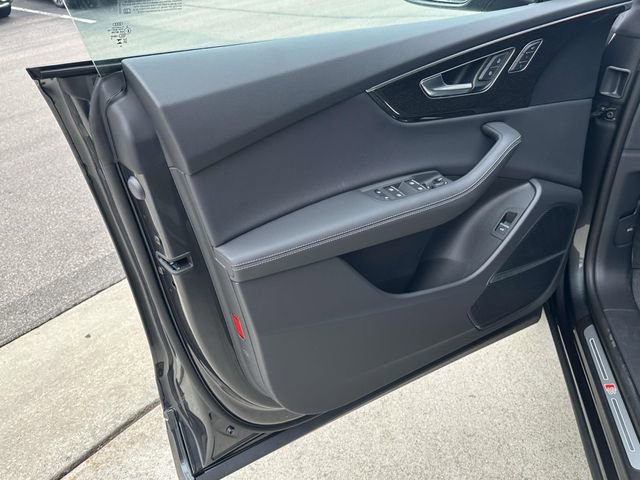 New 2026 Audi Q8 Premium Plus image 8