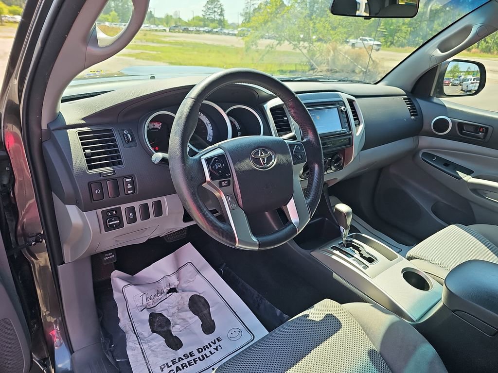 Used 2015 Toyota Tacoma PreRunner w/ TRD Sport Package RWD image 19