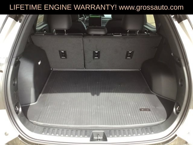 New 2026 GMC Terrain AT4 w/ LPO, Floor Liner Package AWD/4WD image 11