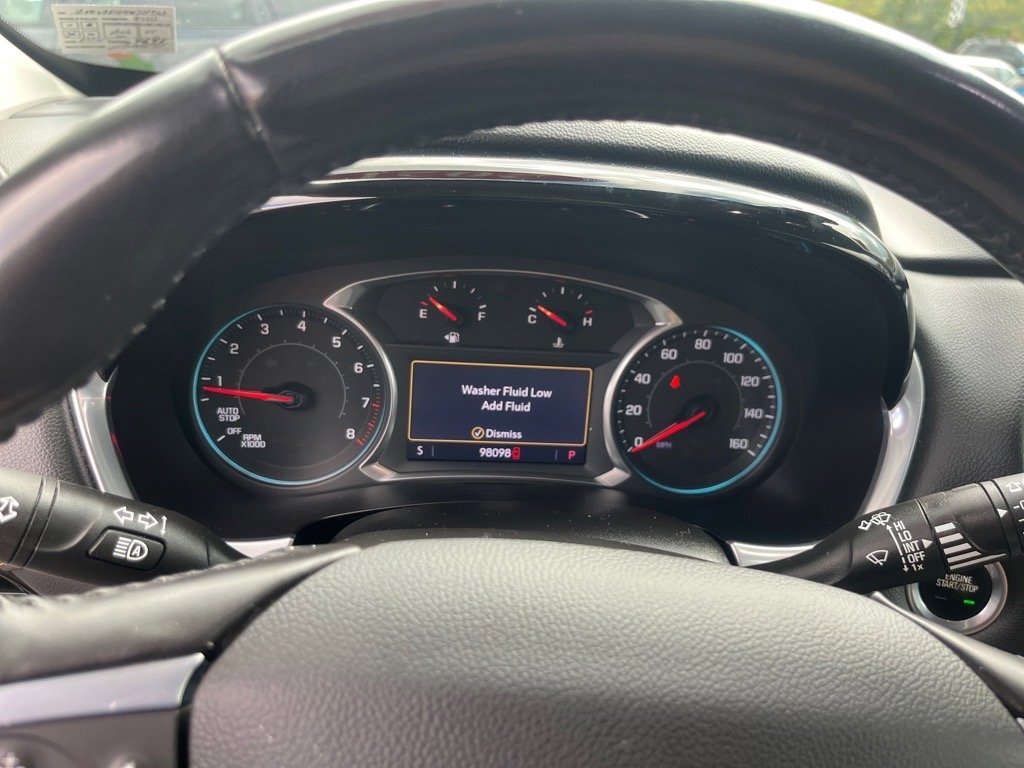 Used 2021 Chevrolet Traverse LT image 13