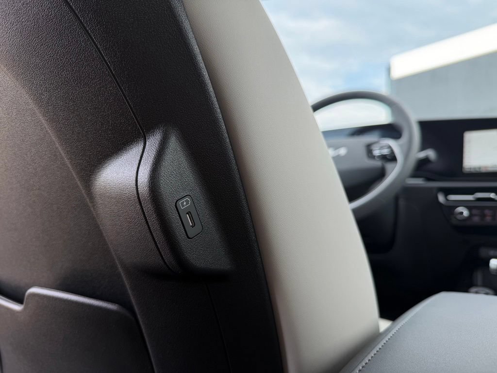 New 2026 Kia Niro EX w/ EX Premium Package FWD image 29