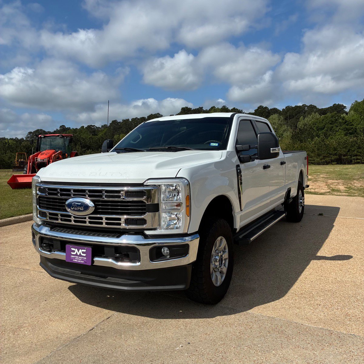 Used 2024 Ford F350 XLT AWD/4WD image 1