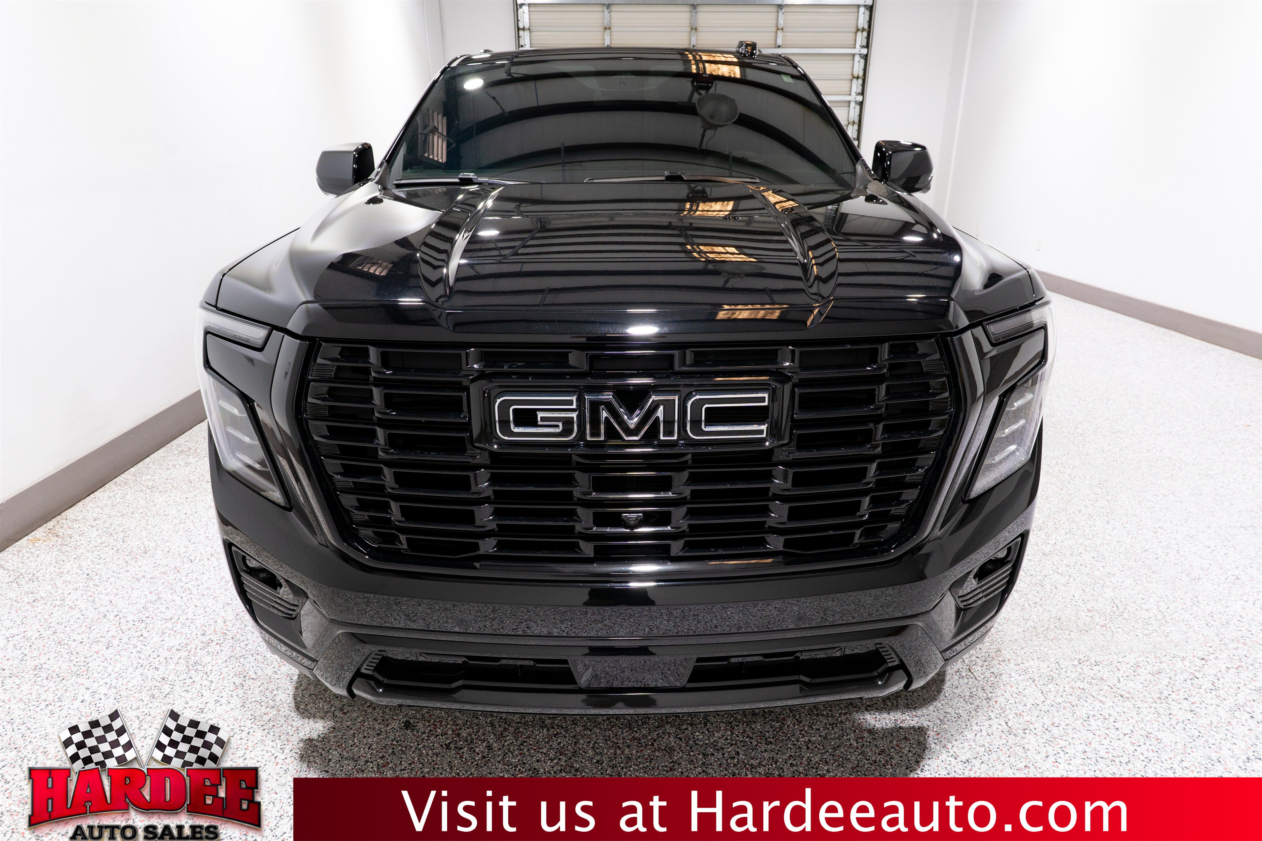 Used 2025 GMC Yukon Elevation AWD/4WD image 7