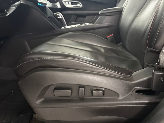 Used 2015 Chevrolet Equinox LT w/ Chrome Appearance Package image 12