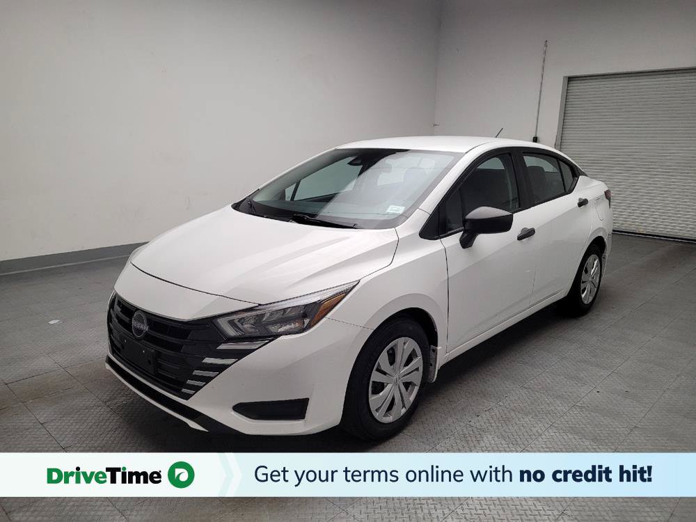 Used 2025 Nissan Versa S w/ Trunk Package