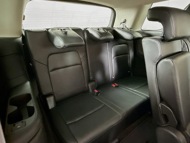 Certified 2023 Nissan Pathfinder SL w/ Lighting Package (N92) image 28