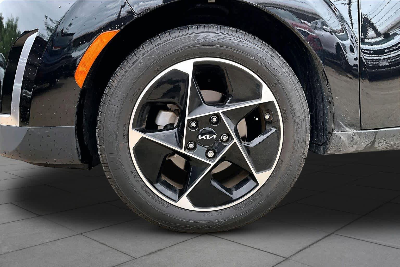 Used 2023 Kia Soul EX FWD image 11
