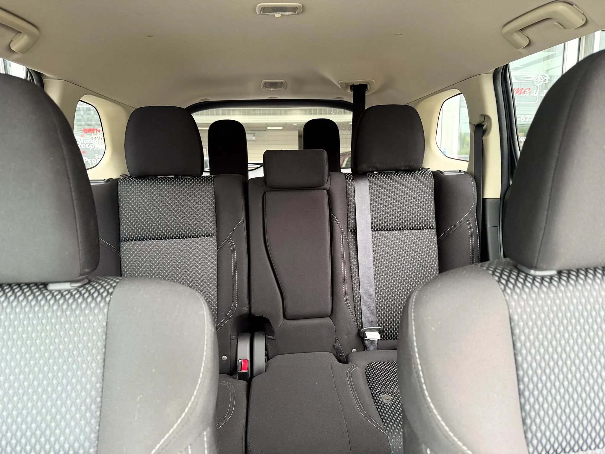Used 2020 Mitsubishi Outlander ES AWD/4WD image 25