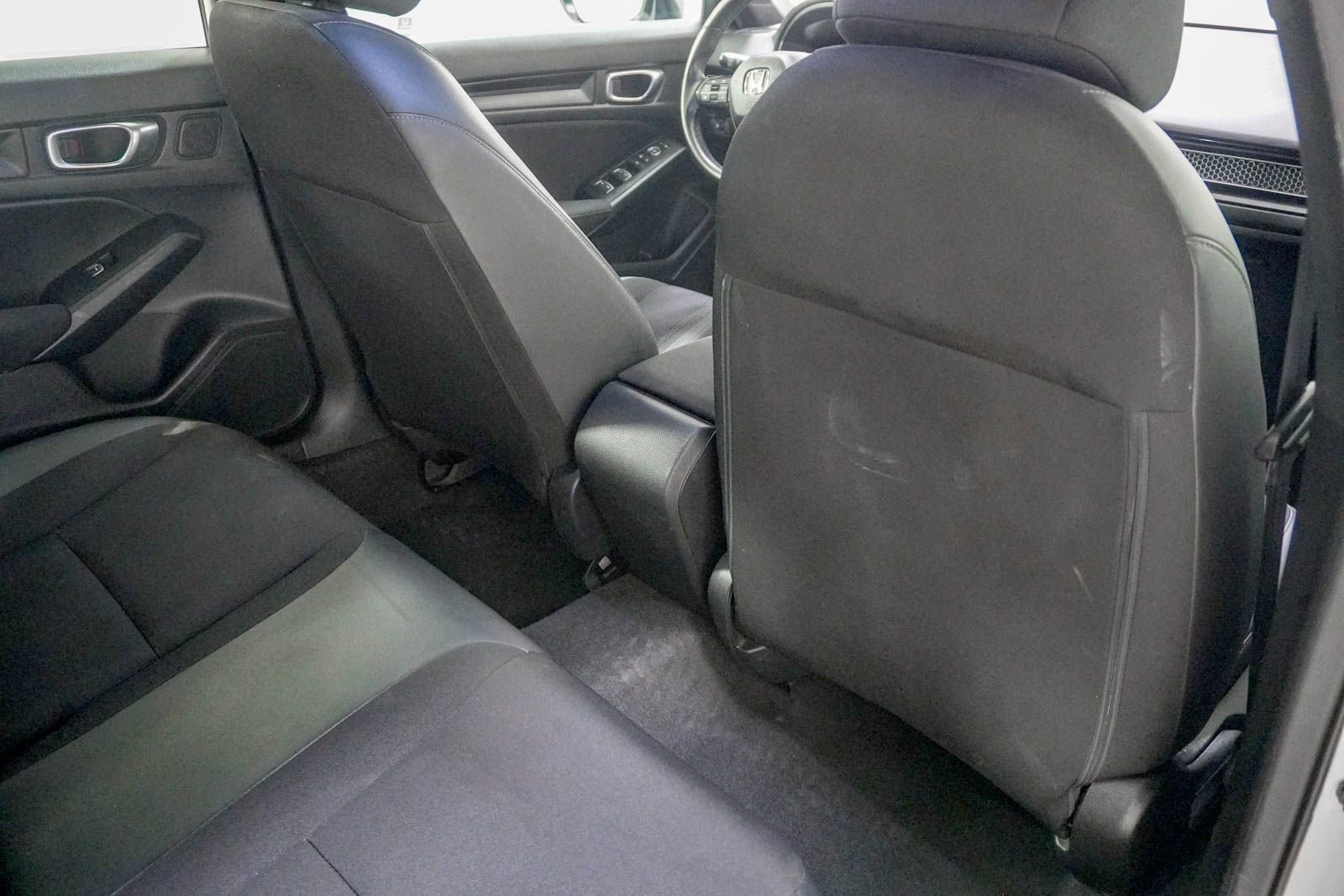 Used 2023 Honda Civic Sport image 32