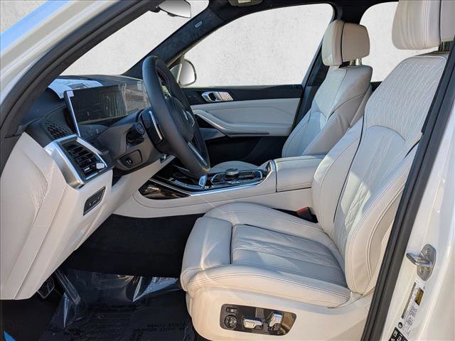 New 2026 BMW X7 M60i image 4