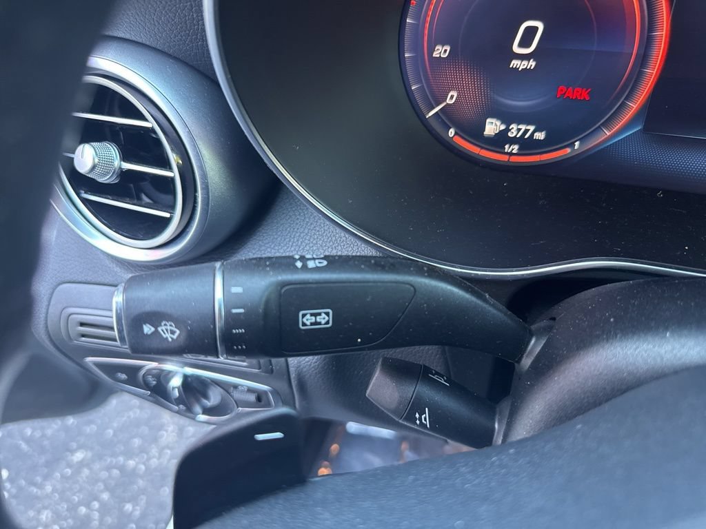 Used 2023 Mercedes-Benz GLC 300 4MATIC Coupe image 39