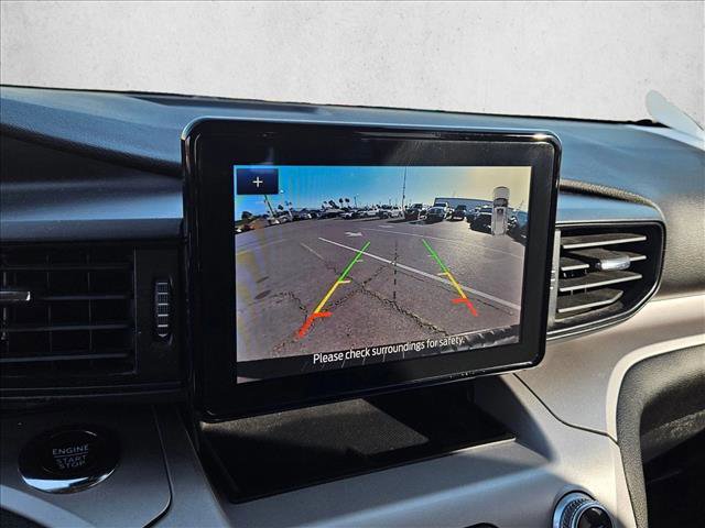 Used 2023 Ford Explorer XLT RWD image 13