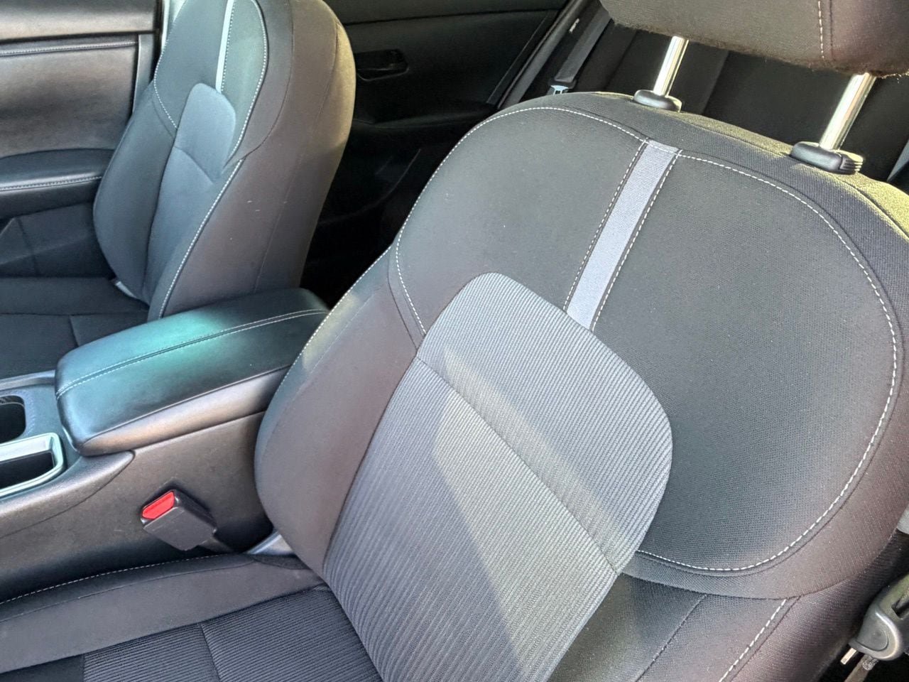 Certified 2024 Nissan Sentra SV FWD image 29