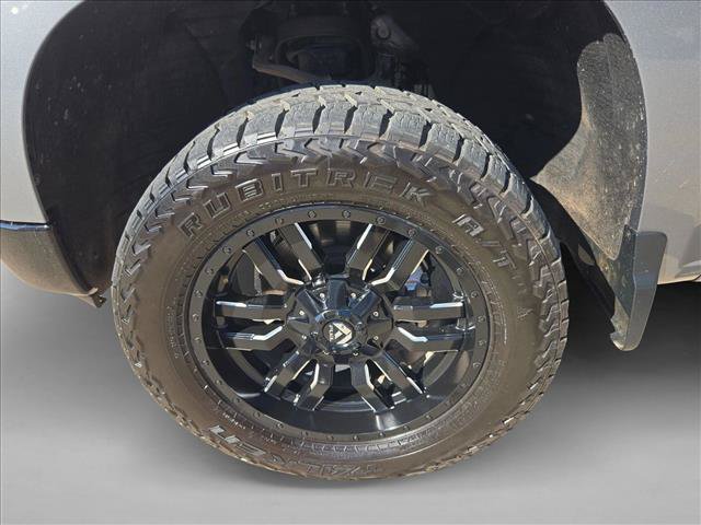 Used 2023 Chevrolet Silverado 1500 LT Trail Boss w/ Protection Package AWD/4WD image 24