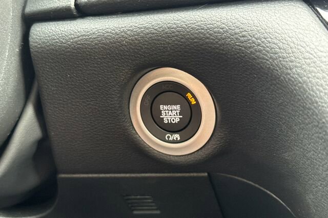 New 2026 Chrysler Pacifica Pinnacle w/ Trailer Tow Group image 22