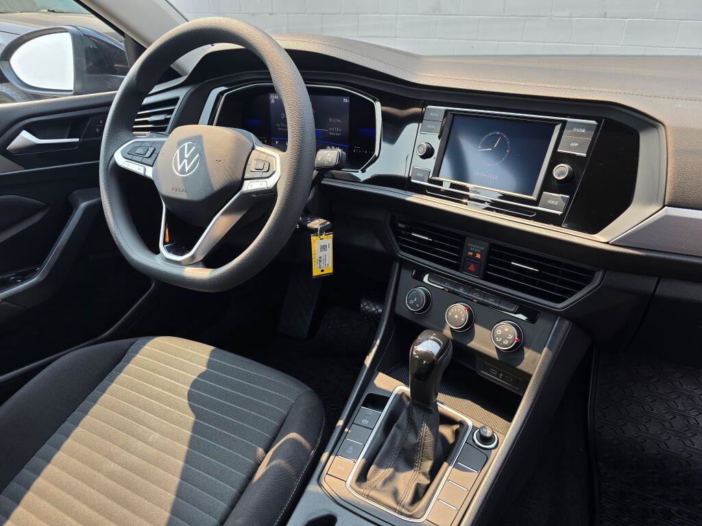 Used 2022 Volkswagen Jetta S FWD image 12