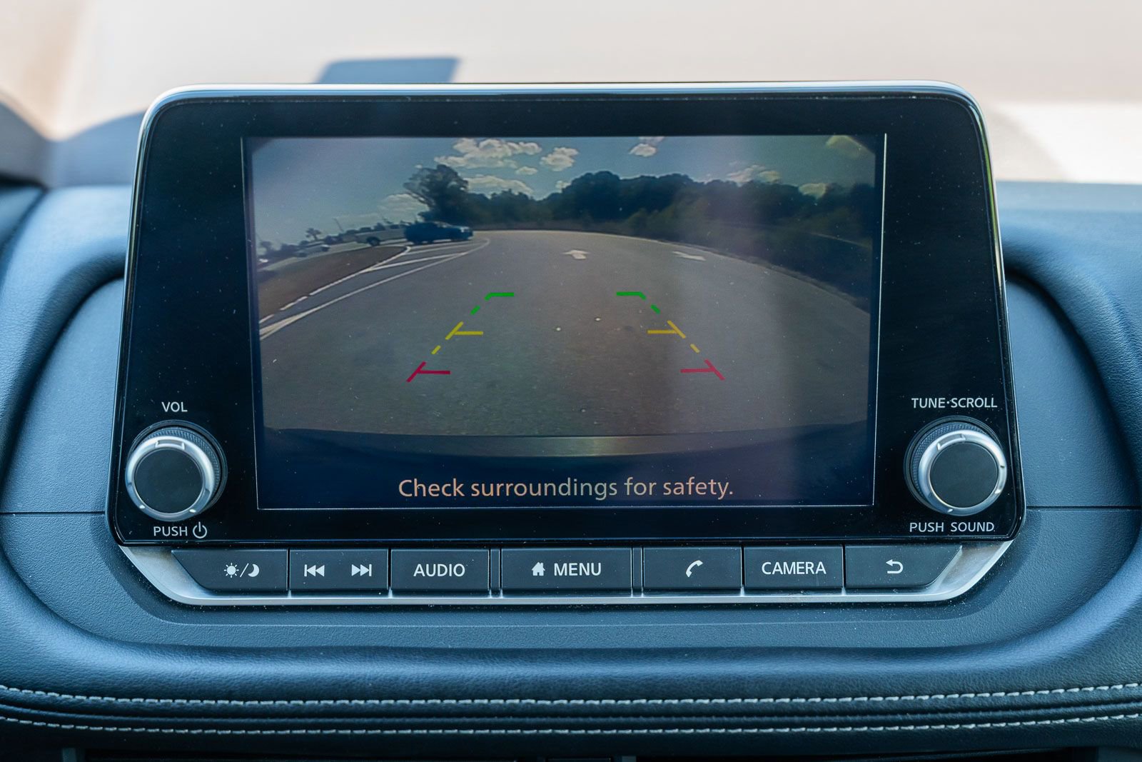 Used 2023 Nissan Rogue SV FWD image 29