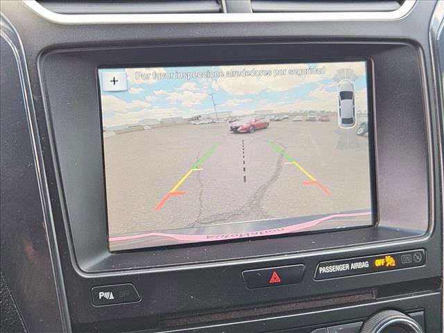 Used 2017 Ford Explorer XLT w/ Equipment Group 202A FWD image 14