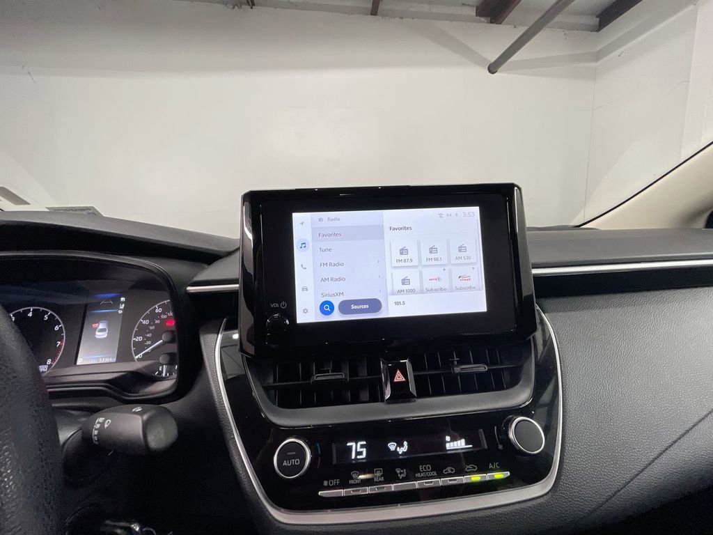 Used 2023 Toyota Corolla LE image 13