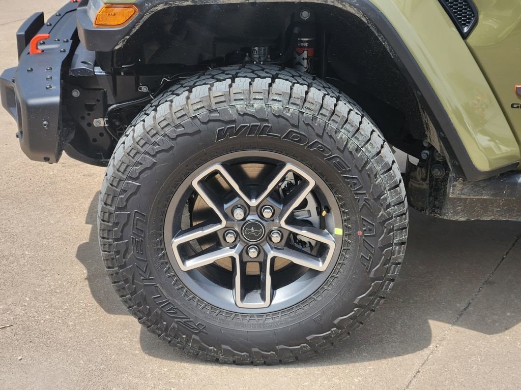 New 2026 Jeep Gladiator Mojave AWD/4WD image 7