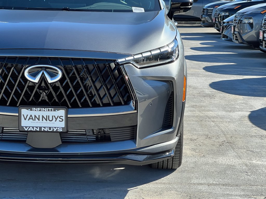 New 2027 INFINITI QX60 Luxe w/ Family Package FWD image 11