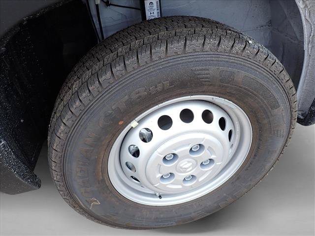 New 2026 RAM ProMaster 2500 w/ Convenience Group FWD image 7